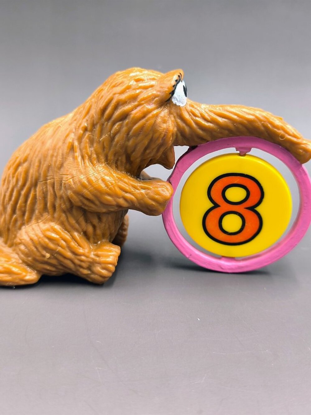 Sesame Street Snuffy Mr Snuffleupagus Age 8 Cake Topper - Spinning Number Figure